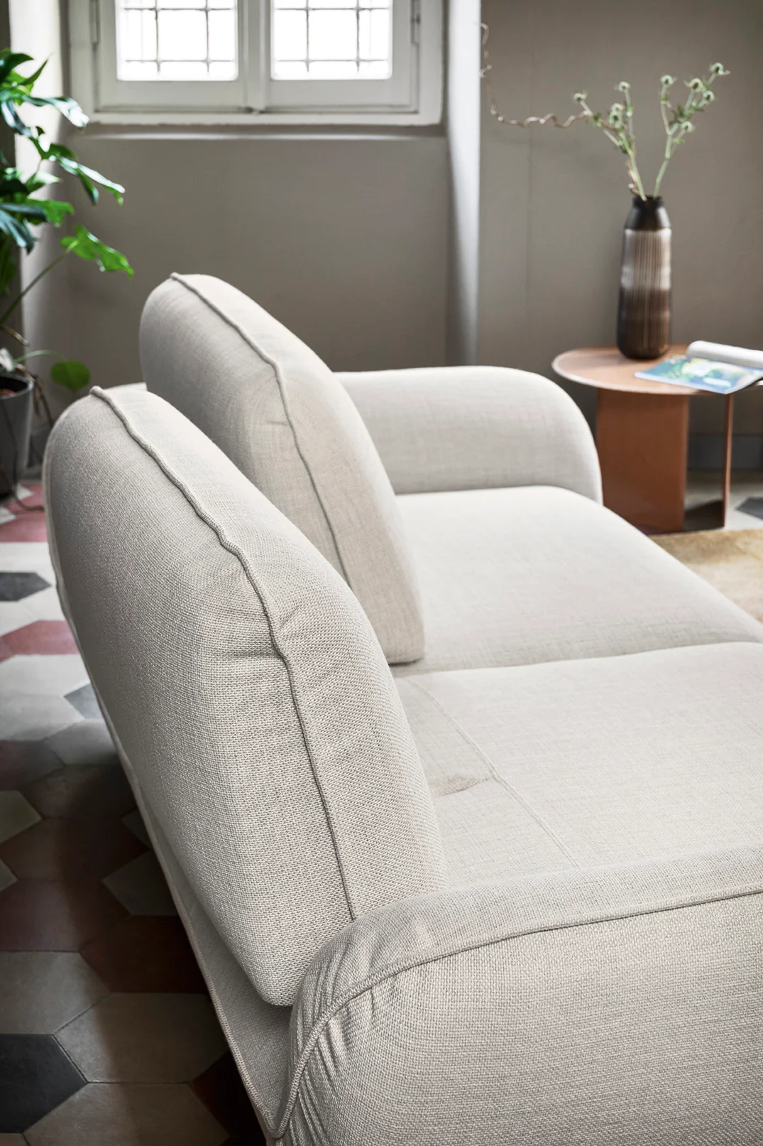 Sofa 3-osobowa FAVOLA tapicerowana - Image 4