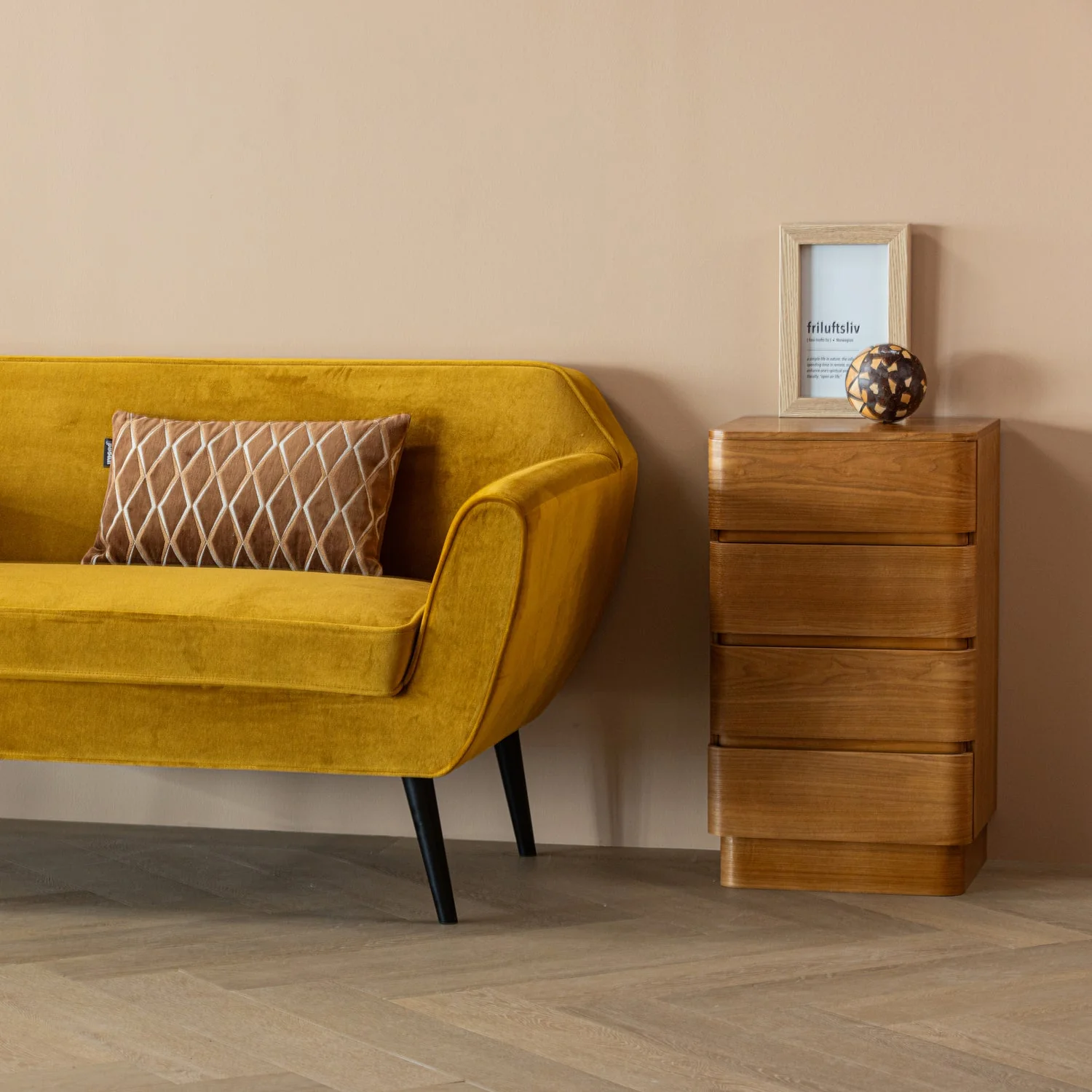 Sofa aksamitna 2-osobowa ROCCO musztardowy - Image 2