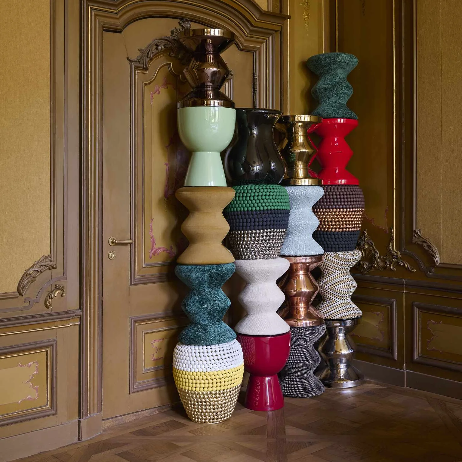 Stołek SOFT ZIG ZAG ciemnobrązowy - Image 2
