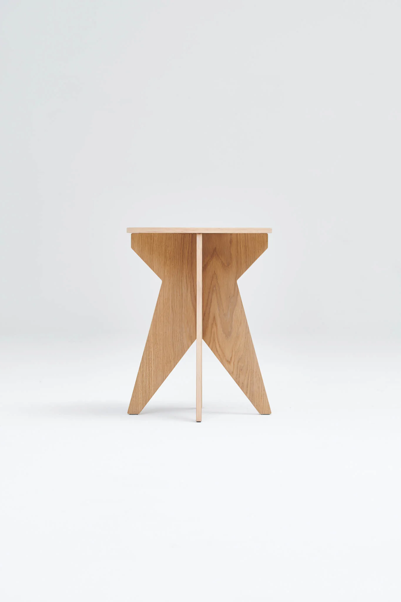 Stołek ST STOOL fornir dębowy - Image 3