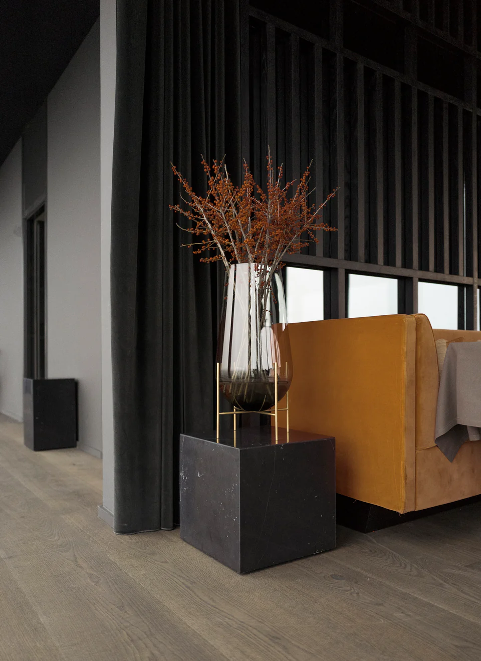 Stolik boczny PLINTH CUBIC brązowy marmur - Image 6