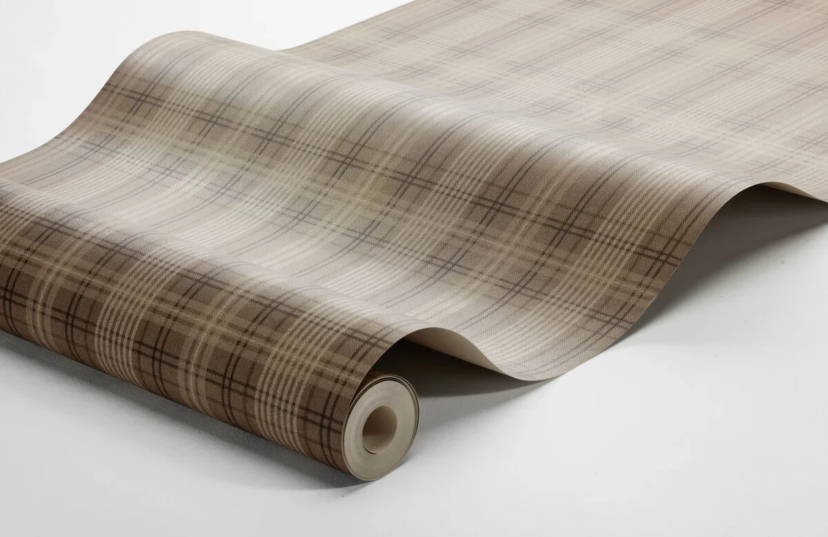 Tapeta z geometrycznym wzorem w szkocką kratkę TAILOR’S TWEED brązowy z beżowym - Image 4