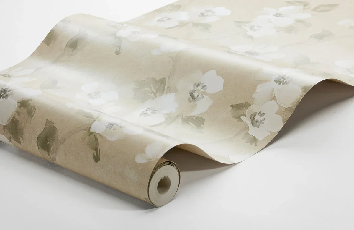 Tapeta z roślinnym wzorem kwiatów HELEN’S FLOWER zgaszony żółty z białym - Image 3