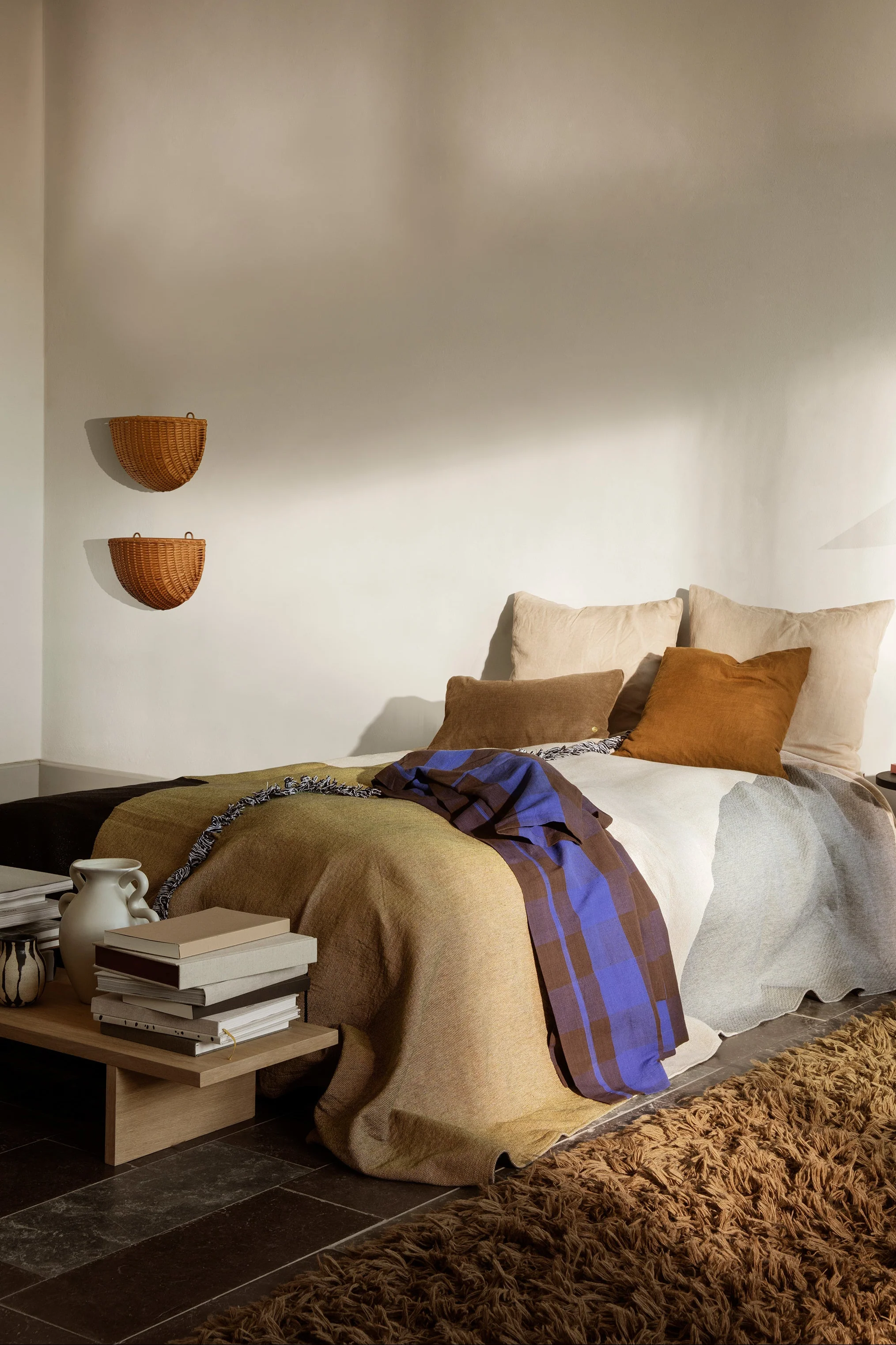 Zestaw koszy wiszących BRAIDED WALL POCKETS pleciony rattan - Image 3